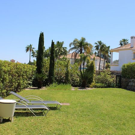 Luxury 2 Bedroom Apartment With Private Garden Almancil Exteriör bild