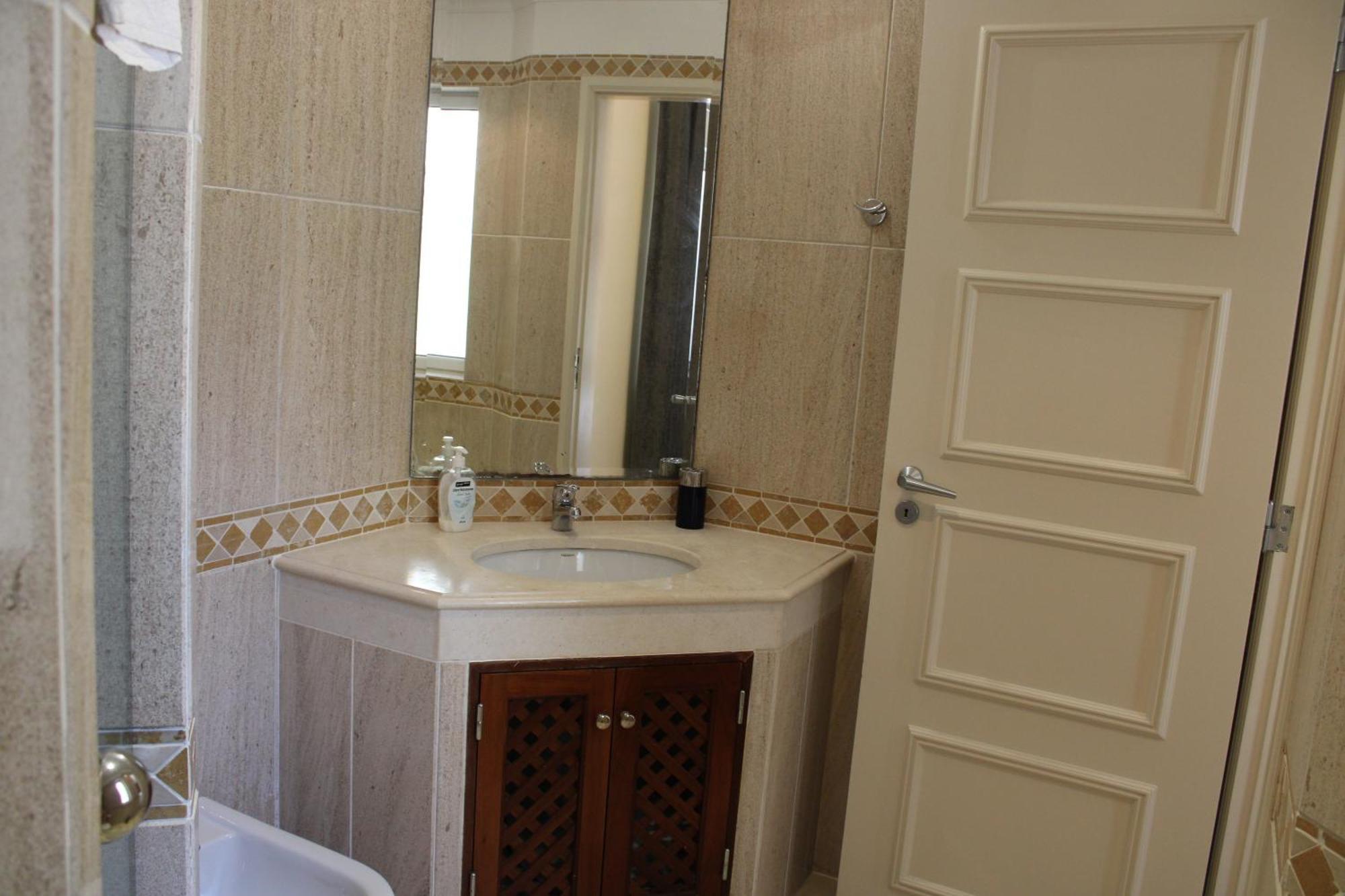 Luxury 2 Bedroom Apartment With Private Garden Almancil Exteriör bild