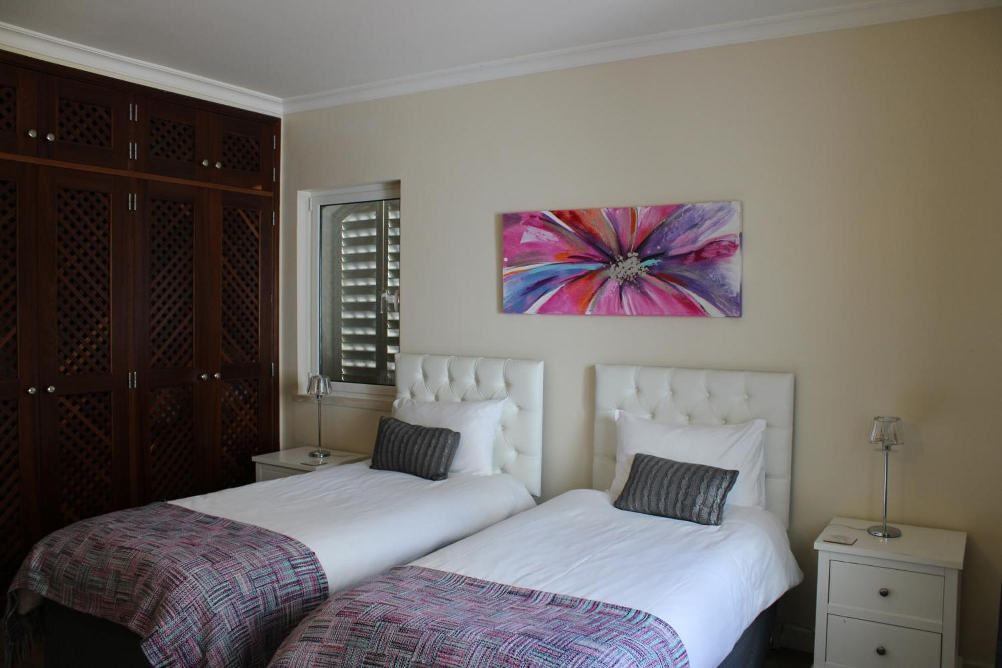 Luxury 2 Bedroom Apartment With Private Garden Almancil Exteriör bild